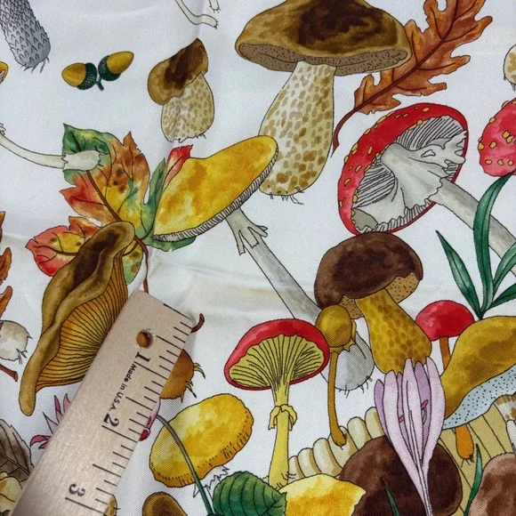 GUCCI Silk Scarf Mushroom‎ Fungi Psychedelic Basket 34" V. Accornero Brown RARE - Picture 9 of 10